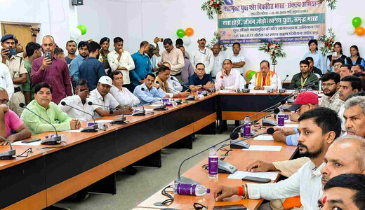 बैलून उड़ाकर दिया नशामुक्ति का संदेश, लखीसराय में ‘विकसित भारत संकल्प अभियान’ की शुरुआत
